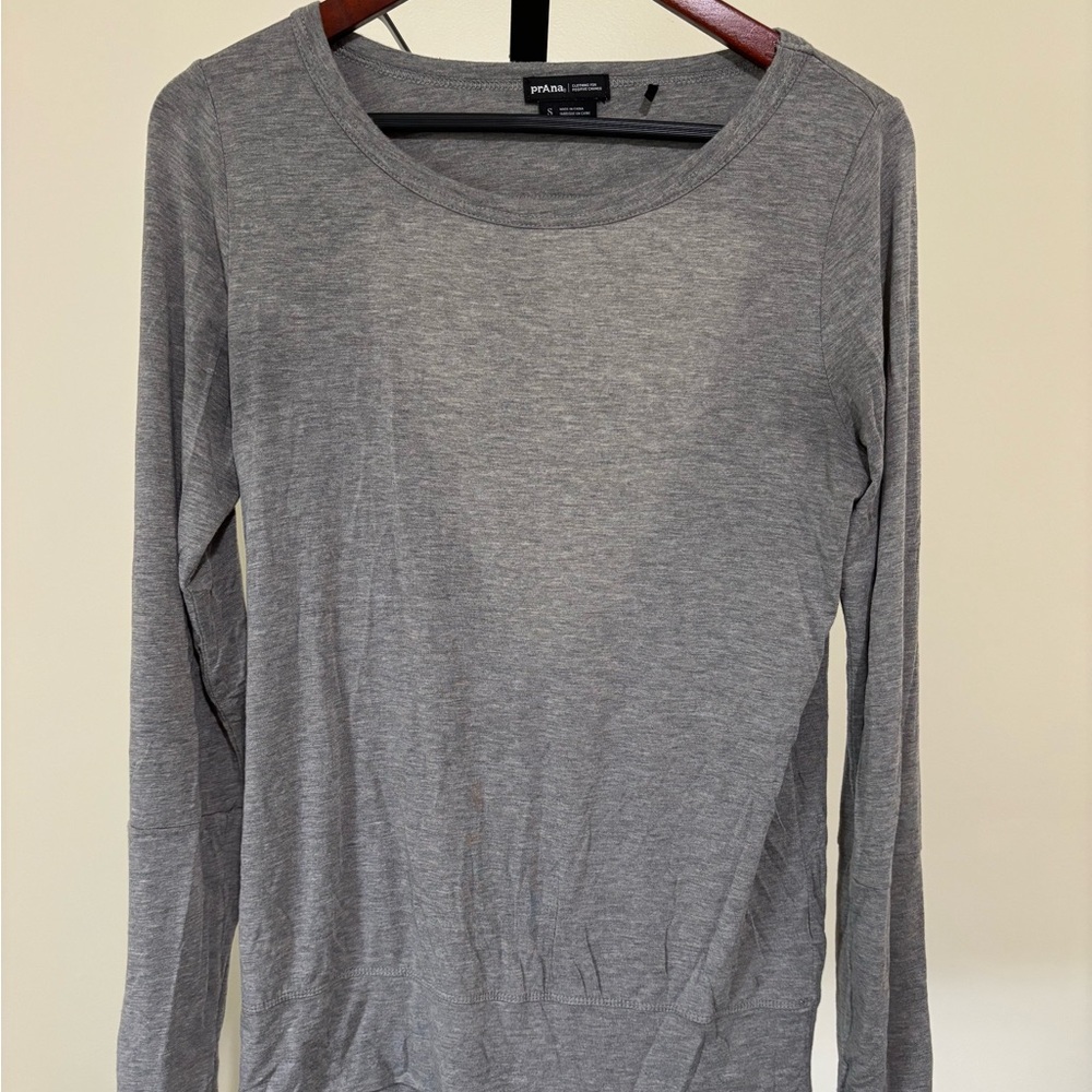 PrAna Gray Long Sleeve Yoga Top